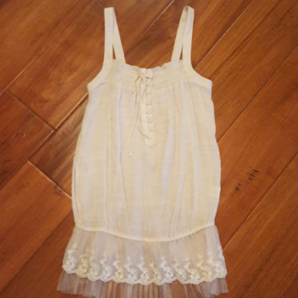 *2 for $10* Charlotte Russe cute top with lace - Picture 1 of 10